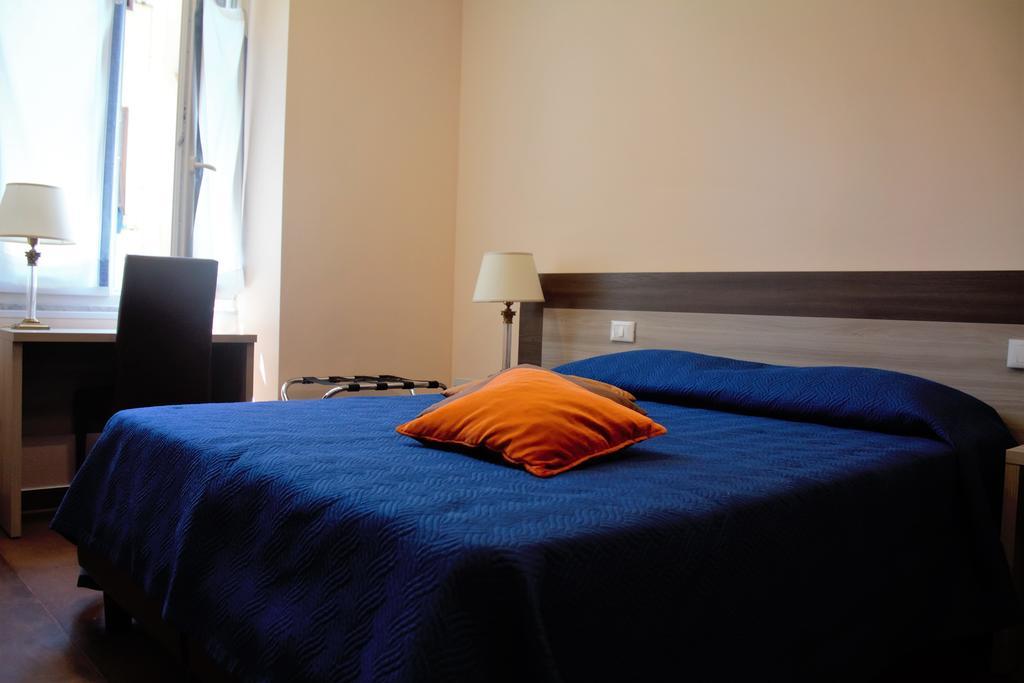 Good Night Moon Hotel La Spezia Exterior foto